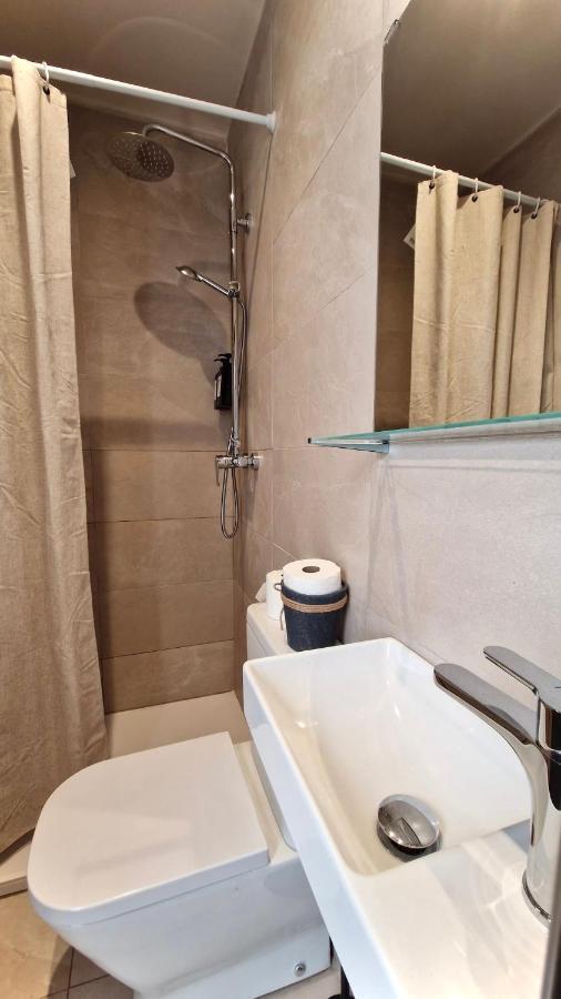 Barcelona Pr Guesthouse El Prat de Llobregat Eksteriør bilde