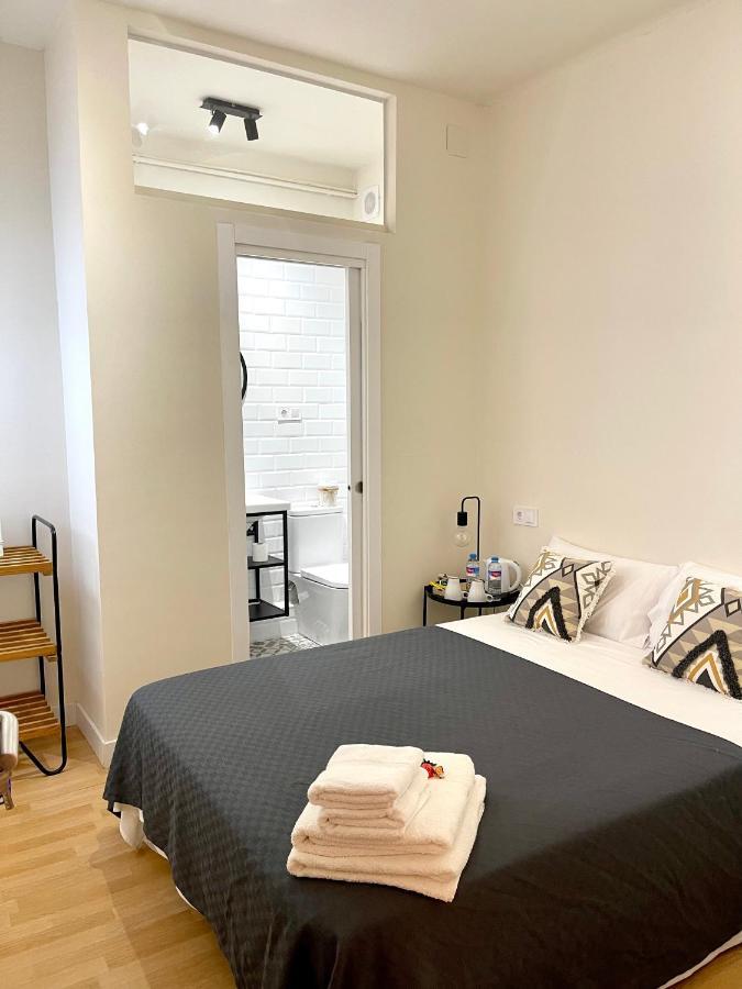 Barcelona Pr Guesthouse El Prat de Llobregat Eksteriør bilde