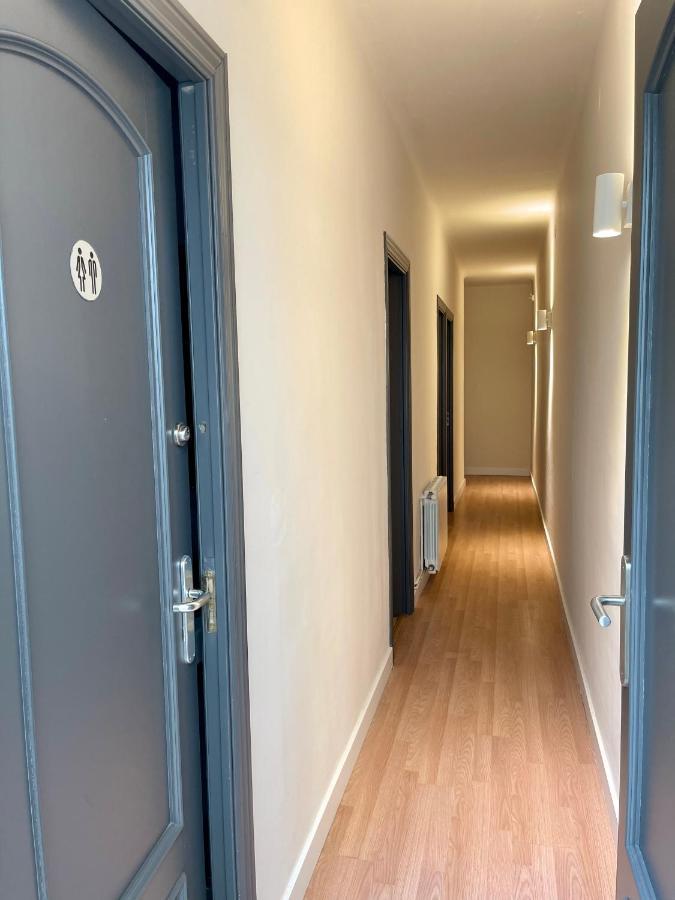 Barcelona Pr Guesthouse El Prat de Llobregat Eksteriør bilde
